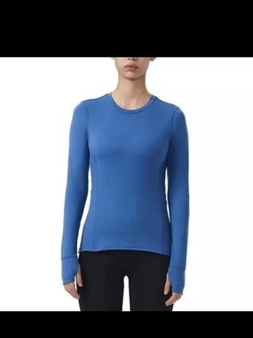 Long-Sleeve Performance Crewneck Top in Blue